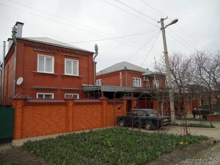 Дом 176 м кв. на участке 6 сот.  - купить на сайте объявлений Армавир онлайн