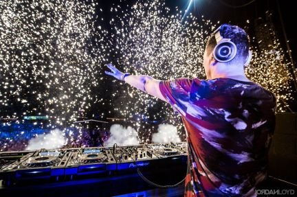 Диджей DJ и Ведущий на праздник  - купить на сайте объявлений Геленджик онлайн