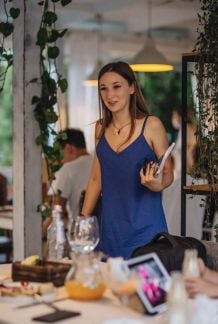 Хостес  - купить на сайте объявлений Анапа онлайн