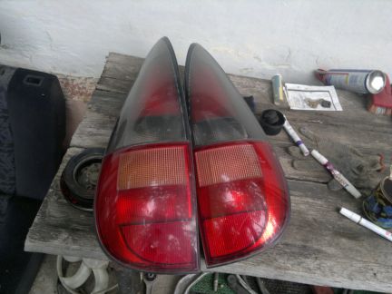 Задние фонари для Renault Laguna 1 98 г. уневерсал  - купить на сайте объявлений Армавир онлайн
