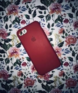 Продам оригинальный Silicone Case на iPhone 7/8  - купить на сайте объявлений Армавир онлайн