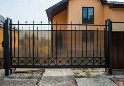 Заборы ворота откатные  - купить на сайте объявлений Абинск онлайн