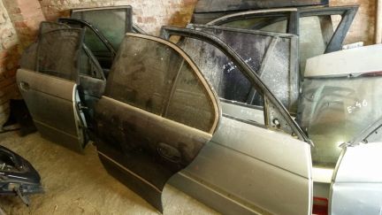 Двери BMW e46 e39  - купить на сайте объявлений Армавир онлайн
