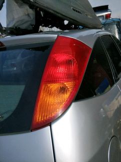Задний правый фонарь Ford Focus 1 хэтчбек  - купить на сайте объявлений Армавир онлайн