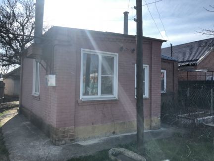 Дом 38 м кв. на участке 4 сот.  - купить на сайте объявлений Армавир онлайн