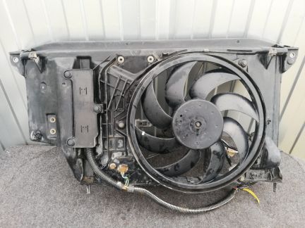 Передняя панель телевизор Пежо 206 Peugeot 206  - купить на сайте объявлений Армавир онлайн