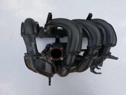 Впускной коллектор Ford Fusion 1.4  - купить на сайте объявлений Армавир онлайн