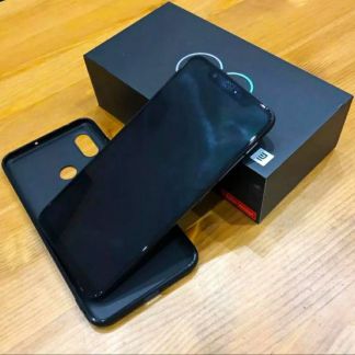 Xiaomi mi 8, 6/64gb  - купить на сайте объявлений Армавир онлайн
