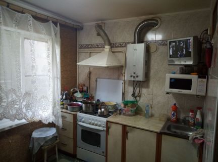 Продам 3х-комнатную квартиру, 70.5 м кв., 4/5 эт.  Армавир