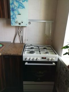 Продаю 2х комнатную квартиру, 42.5 м кв., 2/2 эт.  - купить на сайте объявлений Армавир онлайн