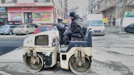 Дорожный каток, асфальтирование  Армавир