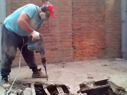 Демонтаж, слом стен, строений, алмазная резка  - купить на сайте объявлений Краснодар онлайн