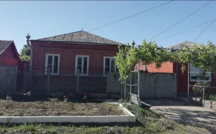 Дом 100 м кв. на участке 7 сот.  - купить на сайте объявлений Армавир онлайн