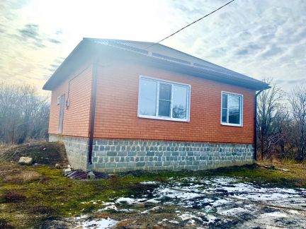 Дом 80 м кв. на участке 6 сот.  - купить на сайте объявлений Армавир онлайн