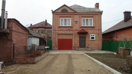 Дом 196 м кв. на участке 6 сот.  - купить на сайте объявлений Армавир онлайн