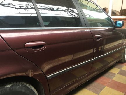 Двери BMW-e39  - купить на сайте объявлений Армавир онлайн