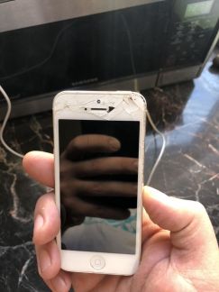 iPhone 5  - купить на сайте объявлений Армавир онлайн