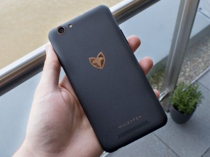 Wileyfox Spark+(Великобритания)  - купить на сайте объявлений Армавир онлайн