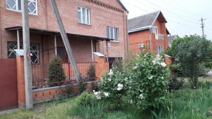 Дом 223 м кв. на участке 9 сот.  - купить на сайте объявлений Армавир онлайн
