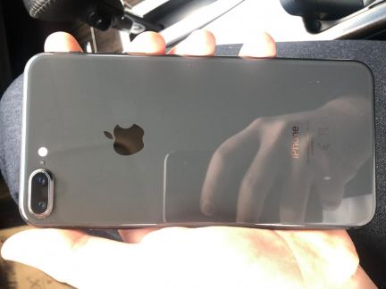 iPhone 8 plus 64gb  - купить на сайте объявлений Армавир онлайн