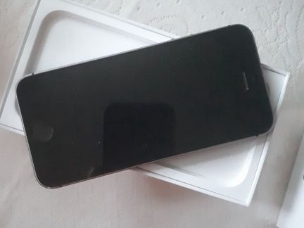 Телефон iPhone SE  - купить на сайте объявлений Армавир онлайн