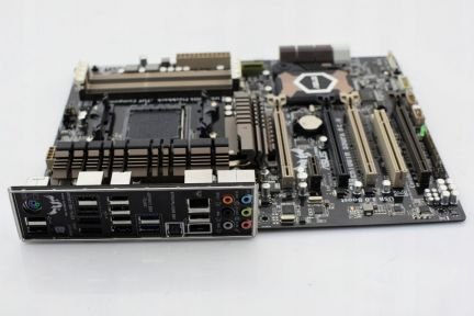 Asus sabertooth 990FX R2.0  - купить на сайте объявлений Армавир онлайн
