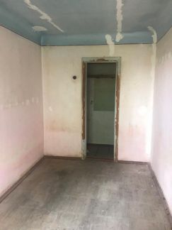 Продаю 2х комнатную квартиру, 42 м кв., 3/4 эт.  Армавир