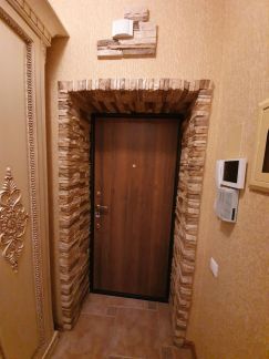 Продаю 2х комнатную квартиру, 73.3 м кв., 2/3 эт.  Армавир