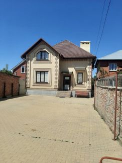 Дом 200 м кв. на участке 4 сот.  - купить на сайте объявлений Армавир онлайн