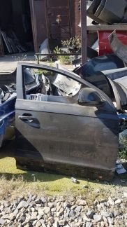Audi Q7 дверь дверь передняя правая в сборе с зерк  - купить на сайте объявлений Армавир онлайн