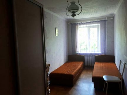 Продам 3х-комнатную квартиру, 60 м кв., 4/4 эт.  Армавир