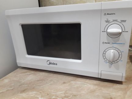 Микроволновая печь Midea MM720CPI(состояние новое)  - купить на сайте объявлений Армавир онлайн
