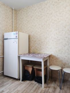 Сдам 1-комнатную квартиру, 30 м кв., 2/5 эт.  Армавир