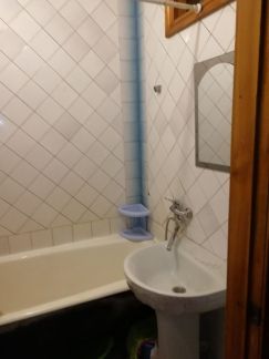 Сдаю 2х комнатную квартиру, 73 м кв., 3/5 эт.  - купить на сайте объявлений Армавир онлайн