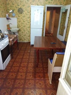 Сдаю 2х комнатную квартиру, 60 м кв., 1/9 эт.  - купить на сайте объявлений Армавир онлайн