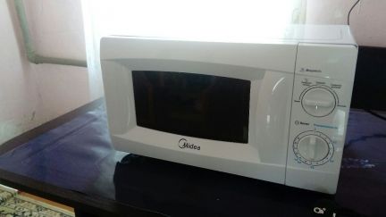 Микроволновая печь Midea  - купить на сайте объявлений Армавир онлайн