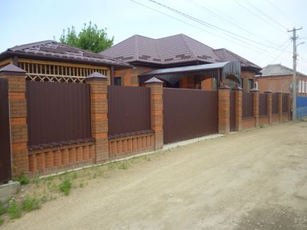 Дом 110 м кв. на участке 4.5 сот.  - купить на сайте объявлений Армавир онлайн